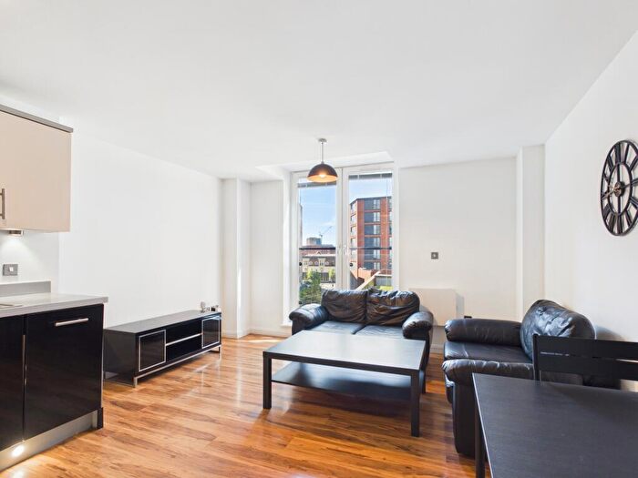 2 Bedroom Flat To Rent In Bromsgrove Street, City Centre, Birmingham, B5