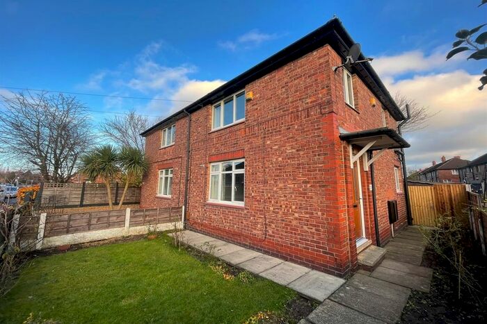 3 Bedroom Semi-Detached House To Rent In Craven Road, Broadheath, Altrincham, WA14
