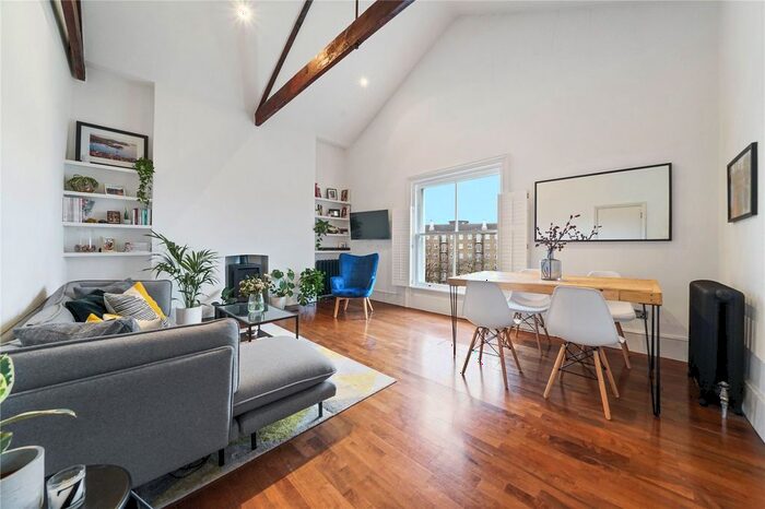 2 Bedroom Flat To Rent In Clapham Road, Clapham, SW9