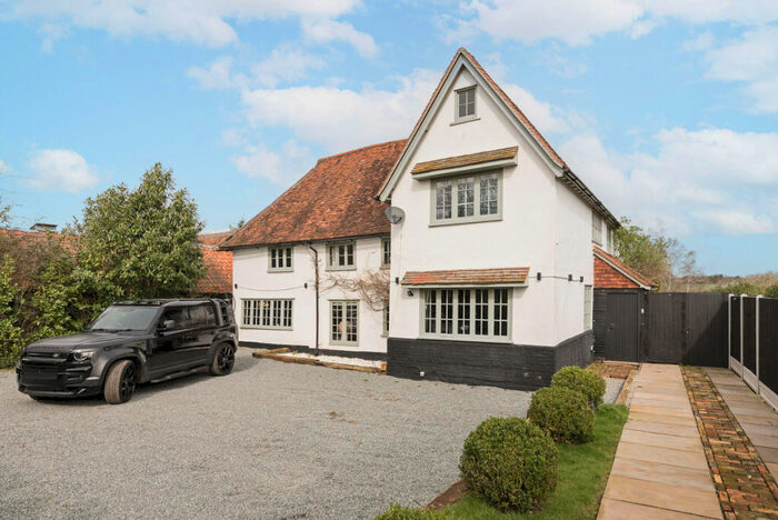 5 Bedroom Detached House For Sale In Handley Green, Ingatestone, CM4