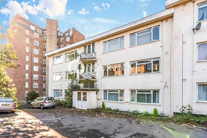 2 Bedroom Flat To Rent In Northlands Road, Southampton, Hampshire, SO15