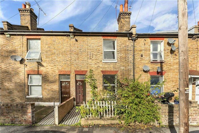 1 Bedroom Flat To Rent In Church Road, London, N17