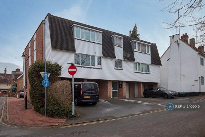 1 Bedroom Flat To Rent In Freshcliffe House East, Guildford, GU2