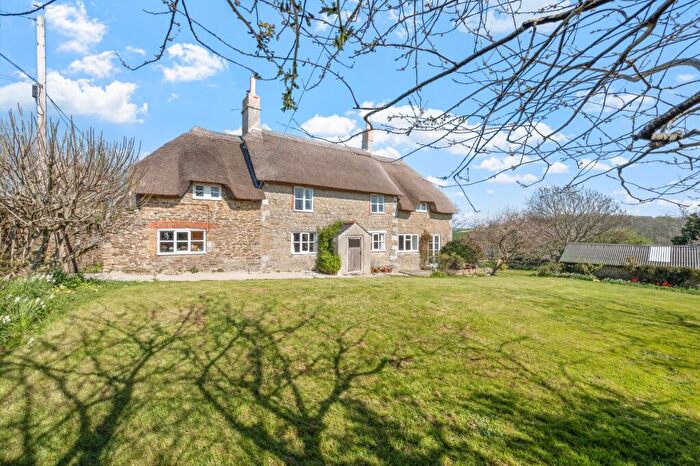 4 Bedroom Detached House For Sale In Abbotsbury, Dorset, DT3