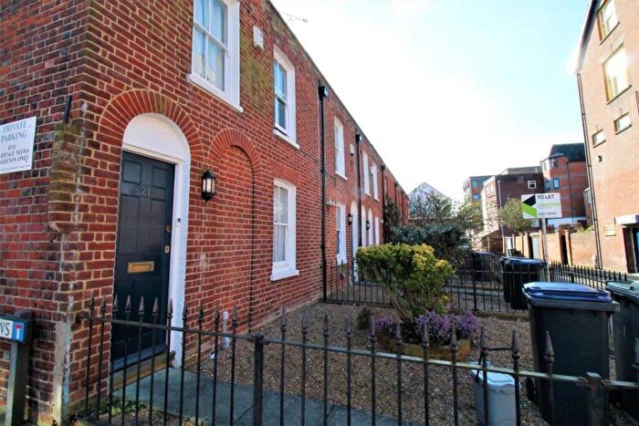 3 Bedroom House To Rent In Kirbys Lane, Canterbury - Ref, CT2