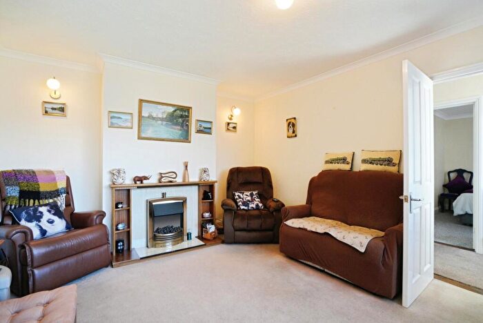 3 Bedroom Bungalow For Sale In Menear Road, St. Austell, Cornwall, PL25