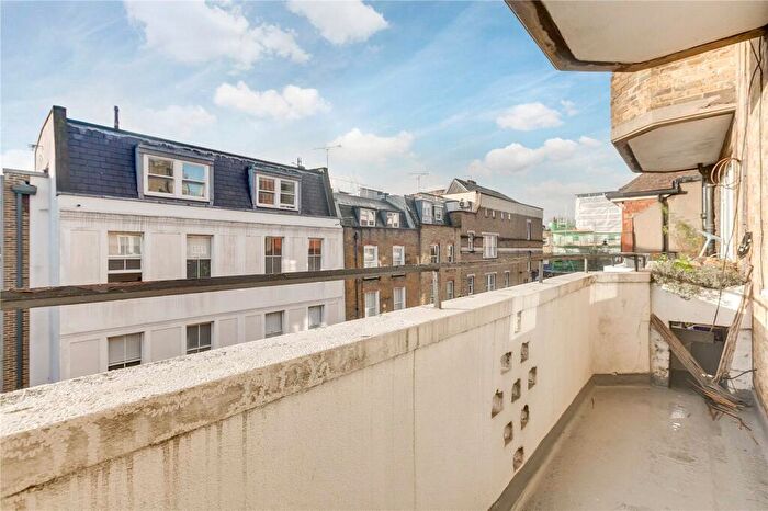 Flat To Rent In Victor Cazalet House, Gaskin Street, N1