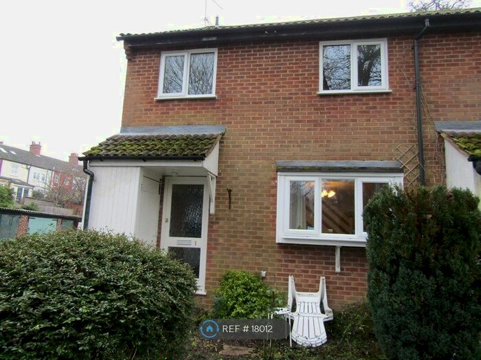 2 Bedroom End Of Terrace House To Rent In Riverside Court, St Albans AL1