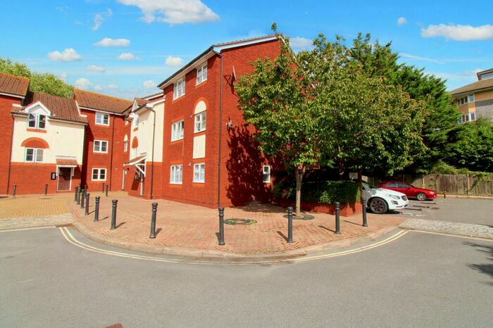 Studio To Rent In Captains Place, Southampton, SO14