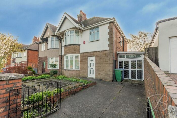 3 Bedroom Semi-Detached House To Rent In Sutton Road, Mansfield, NG18