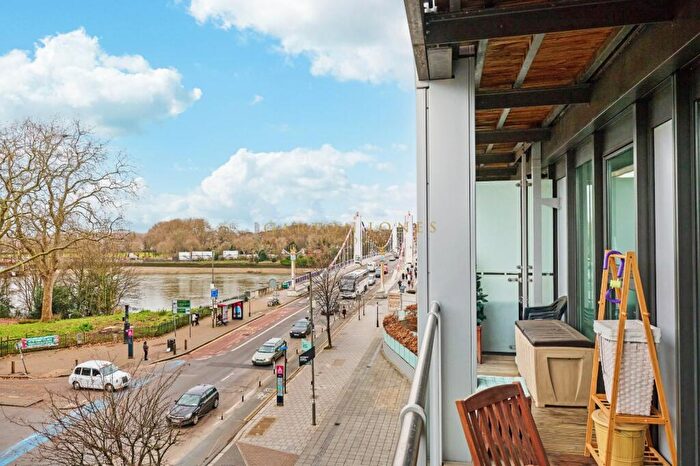 1 Bedroom Apartment For Sale In Oswald Building, Queenstown Road, London, SW11