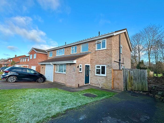 3 Bedroom Semi Detached House For Sale In Redwood Avenue, Melton Mowbray, LE13