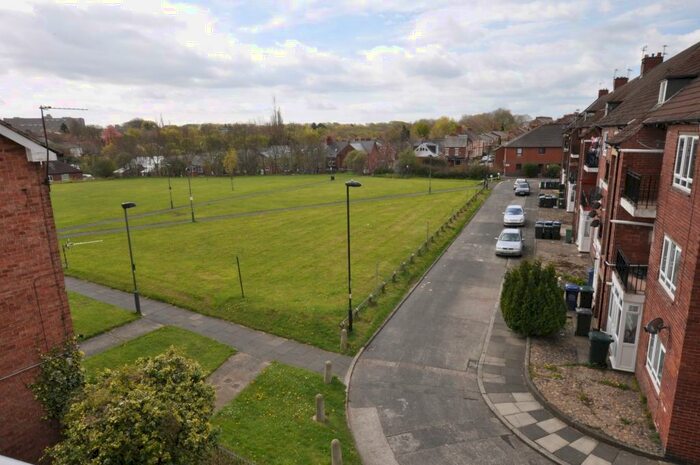 2 Bedroom Apartment To Rent In Wrendale Court, Gosforth, Newcastle Upon Tyne, NE3