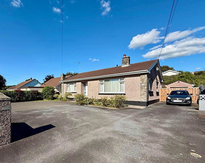 3 Bedroom Detached House For Sale In Eastcliffe Road, Par, PL24