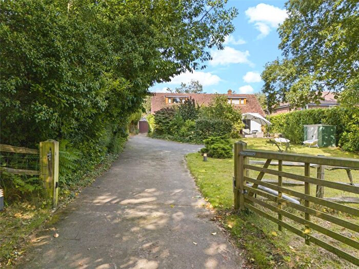4 Bedroom Detached House For Sale In Fordcombe Road, Penshurst, Tonbridge, Kent, TN11