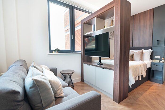 Studio To Rent In Apt, Q Three Residence #, LS1