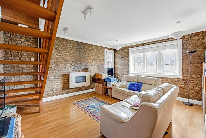 3 Bedroom Flat For Sale In St. Mary's Terrace, Little Venice, London, W2