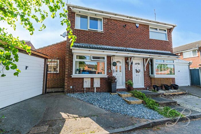 2 Bedroom Semi Detached House For Sale In Sherwood Close, Mansfield, NG18