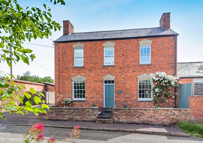 5 Bedroom Detached House For Sale In Clifton, Banbury, Oxfordshire, OX15