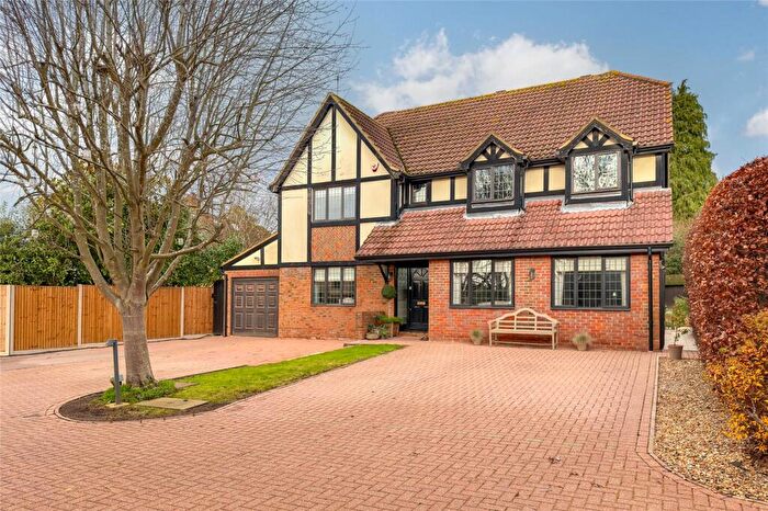 4 Bedroom Detached House For Sale In Anvil Place, Watford Road, St. Albans, Hertfordshire, AL2