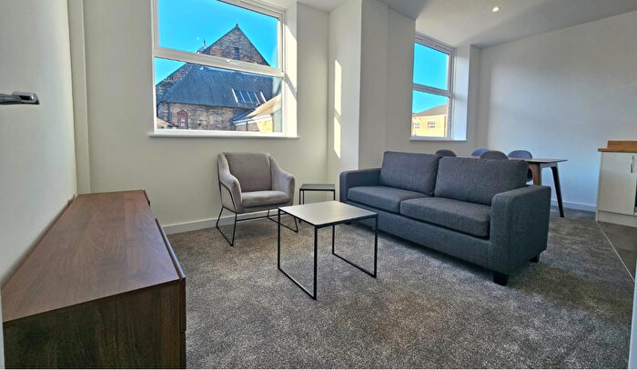 1 Bedroom Apartment To Rent In Percy Street, Hull, East Riding Of Yorkshire, HU2