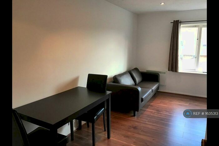 1 Bedroom Flat To Rent In Bermondsey, London, SE16