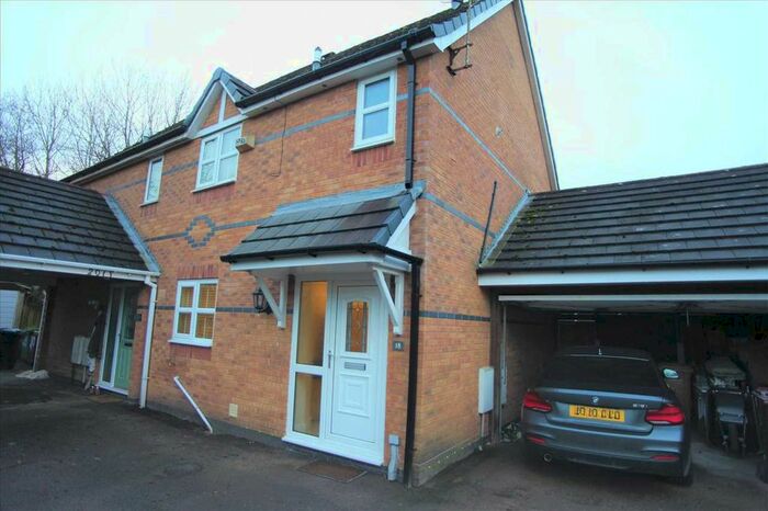 2 Bedroom Semi-Detached House To Rent In Cloughbank, Radcliffe, Manchester M26
