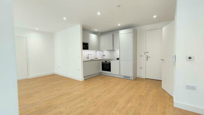 Studio To Rent In Blair Street, London, E14