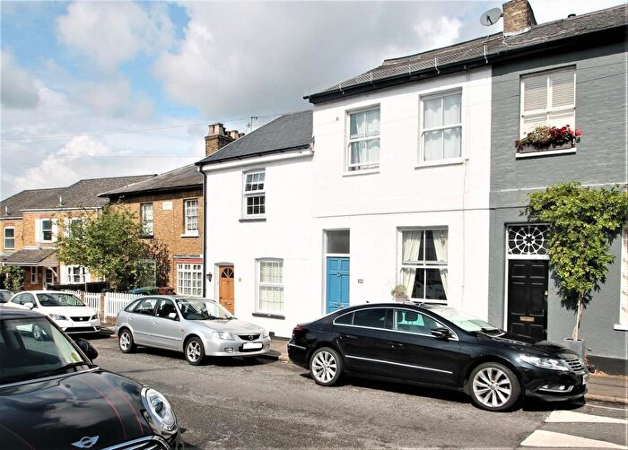 2 Bedroom House To Rent In Middle Road, Harrow On The Hill, HA2