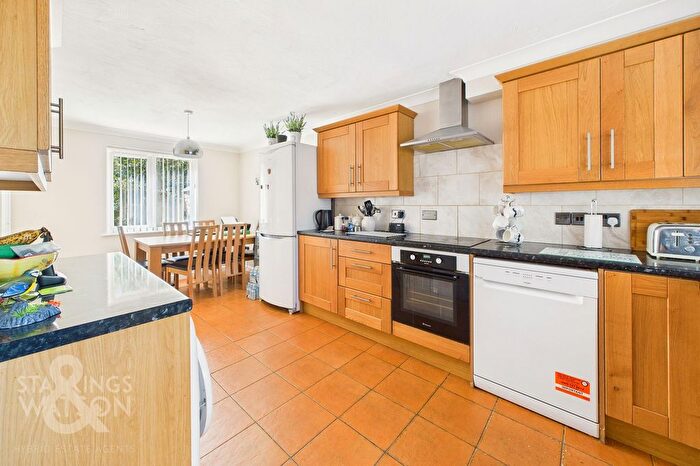 3 Bedroom Link Detached House For Sale In Riverside Maltings, Diss, IP22