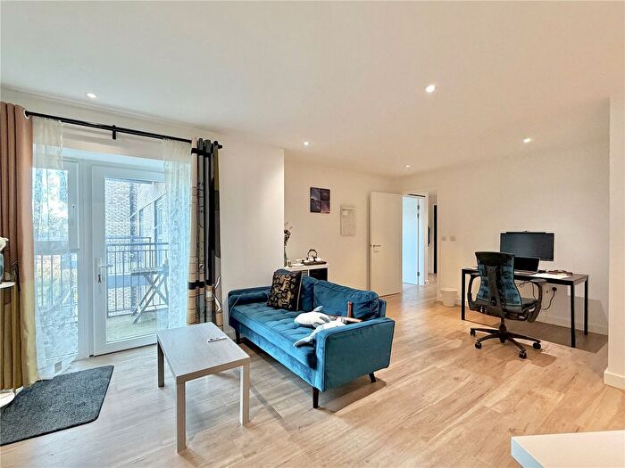 1 Bedroom Flat For Sale In Fairbank House, Colindale, NW9