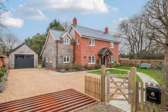 3 Bedroom Cottage To Rent In Waters Green, Brockenhurst, SO42