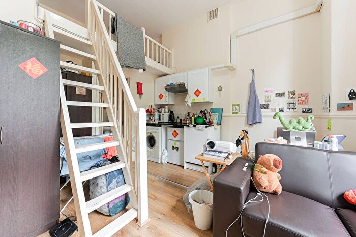 Studio To Rent In Cromwell Road, Kensington, London, SW5