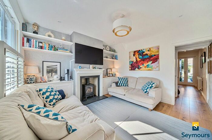 3 Bedroom Terraced House For Sale In Guildford, Surrey, GU2