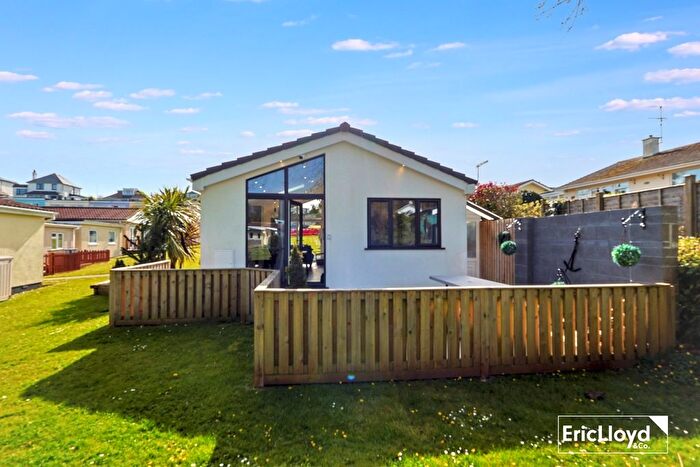 2 Bedroom Flat For Sale In Fishcombe Road, Brixham, TQ5