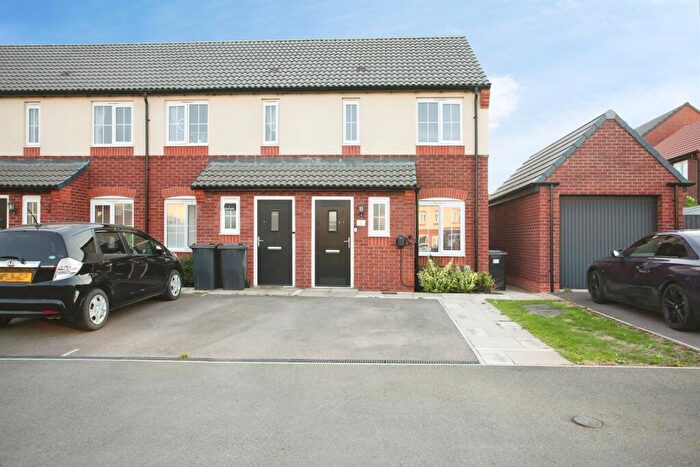 2 Bedroom End Of Terrace House For Sale In Caesar Drive, Nuneaton, CV11
