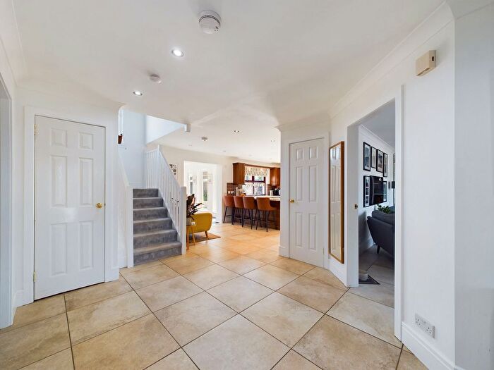 5 Bedroom Detached House For Sale In Raeburn Common, Pettinain, ML11