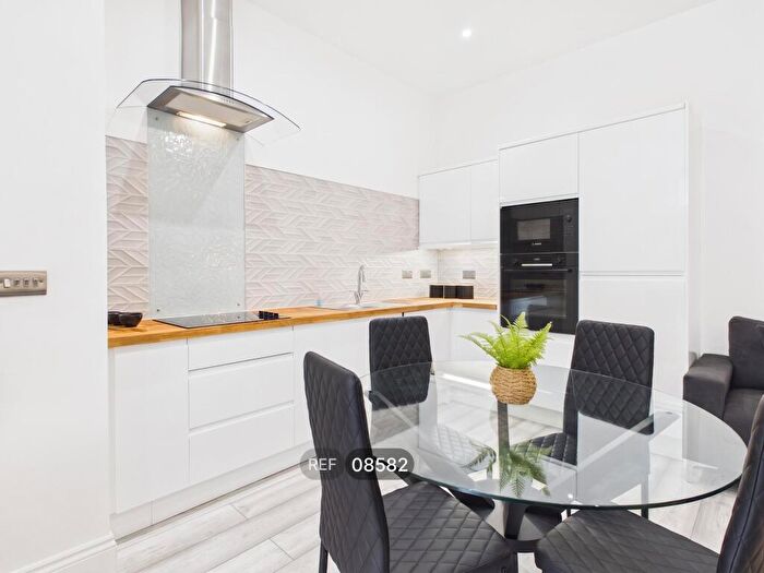 1 Bedroom Apartment To Rent In Apartment, - George Street, Hull, HU1