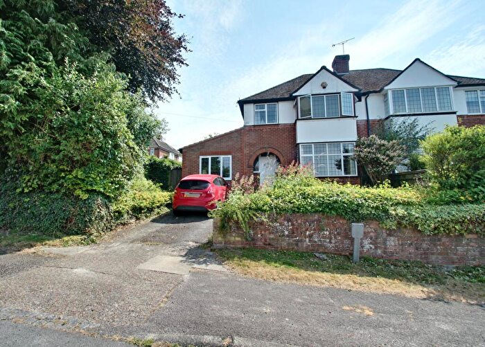 3 Bedroom Semi Detached House For Sale In Clifford Road, Princes Risborough, Buckinghamshire, HP27