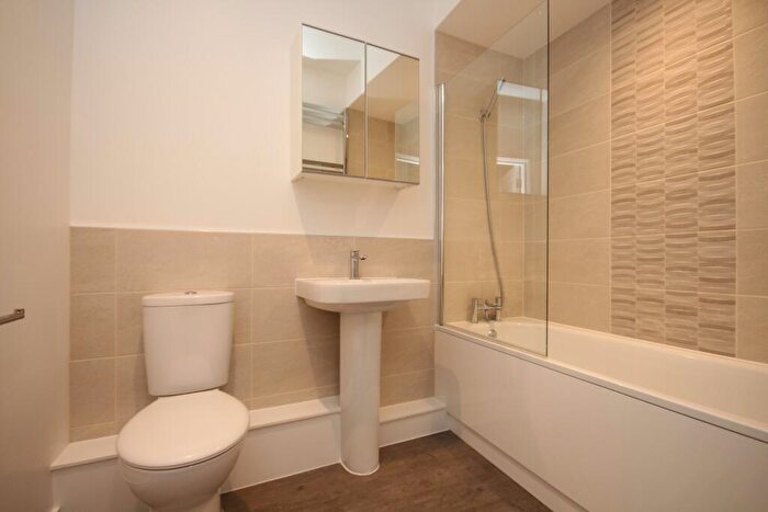 2 Bedroom Apartment To Rent In St Ives Road Maidenhead Berkshire, SL6
