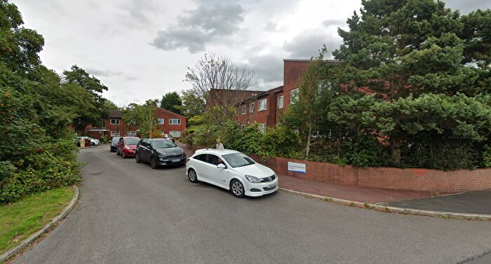1 Bedroom Flat To Rent In Harwood Vale Court, Bolton, BL2
