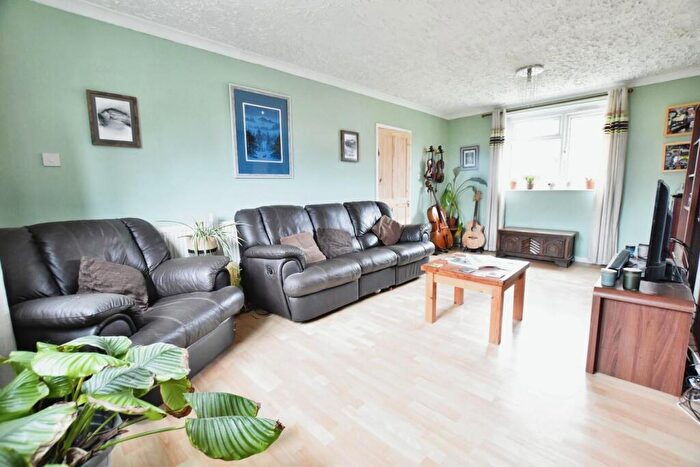 3 Bedroom Terraced House For Sale In Ancholme Road, Scunthorpe, DN16