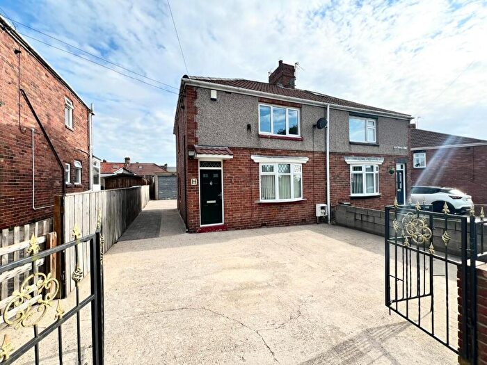 2 Bedroom Semi-Detached House To Rent In Hawthorne Road, Ferryhill, DL17