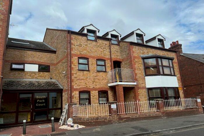 2 Bedroom Flat To Rent In East Avenue, Oxford, OX4