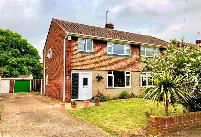 3 Bedroom Semi-Detached House To Rent In Gothic Close, Dartford, Kent, DA1
