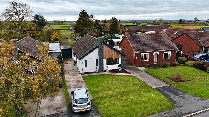 5 Bedroom Detached Bungalow For Sale In Brigg Road, Messingham, DN17