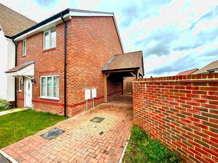 3 Bedroom Semi-Detached House To Rent In Goddard Crescent, Wokingham, Berkshire, RG40
