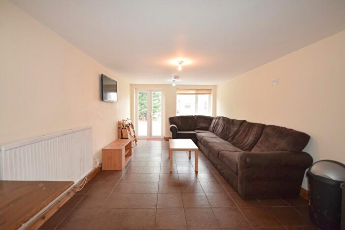 7 Bedroom House To Rent In Harriet Street, Cathays, CF24