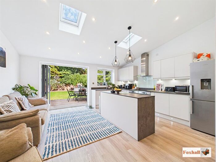 3 Bedroom Semi-Detached House For Sale In Dorset Close, Ipswich, IP4