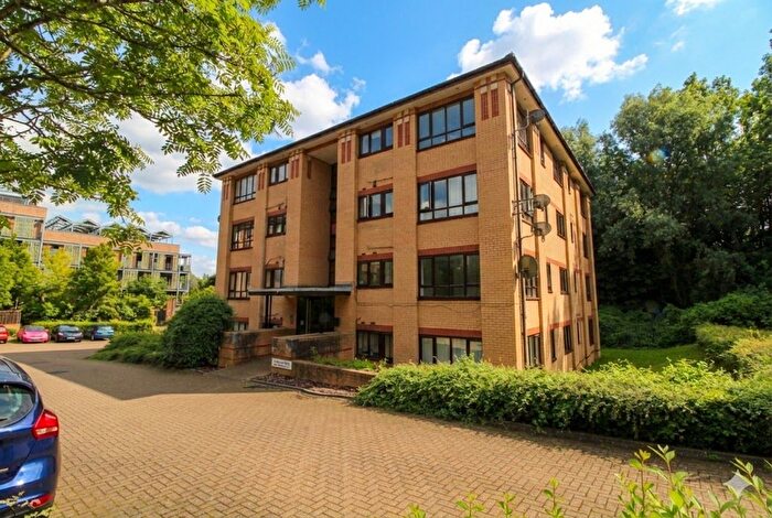2 Bedroom Flat To Rent In Columbia Place, Campbell Park, Milton Keynes, MK9